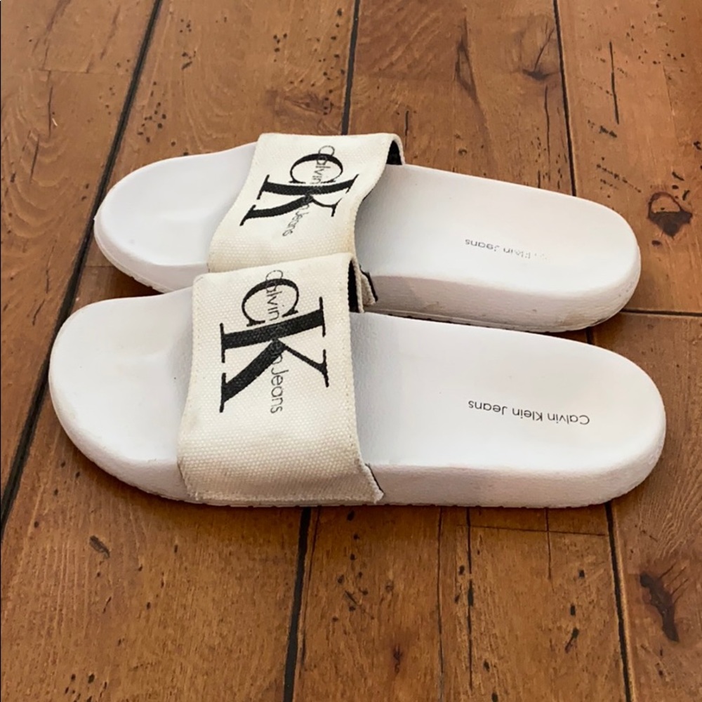 Calvin Klein Slides - Picture 2 of 3